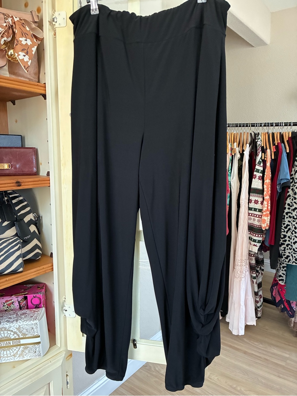 Joseph Ribkoff Black Wide-Leg Draped Pants